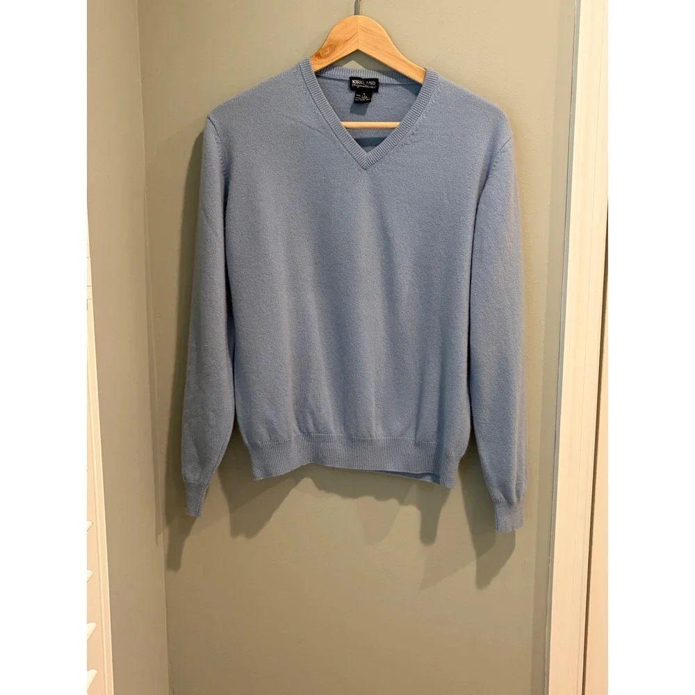 Kirkland Signature Mens Light Blue 100% 2-Ply Cashmere V-Neck Sweater Size Small